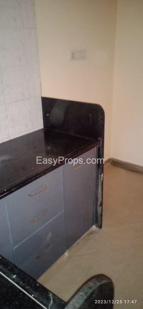 1 Bhk Tenament On Sell